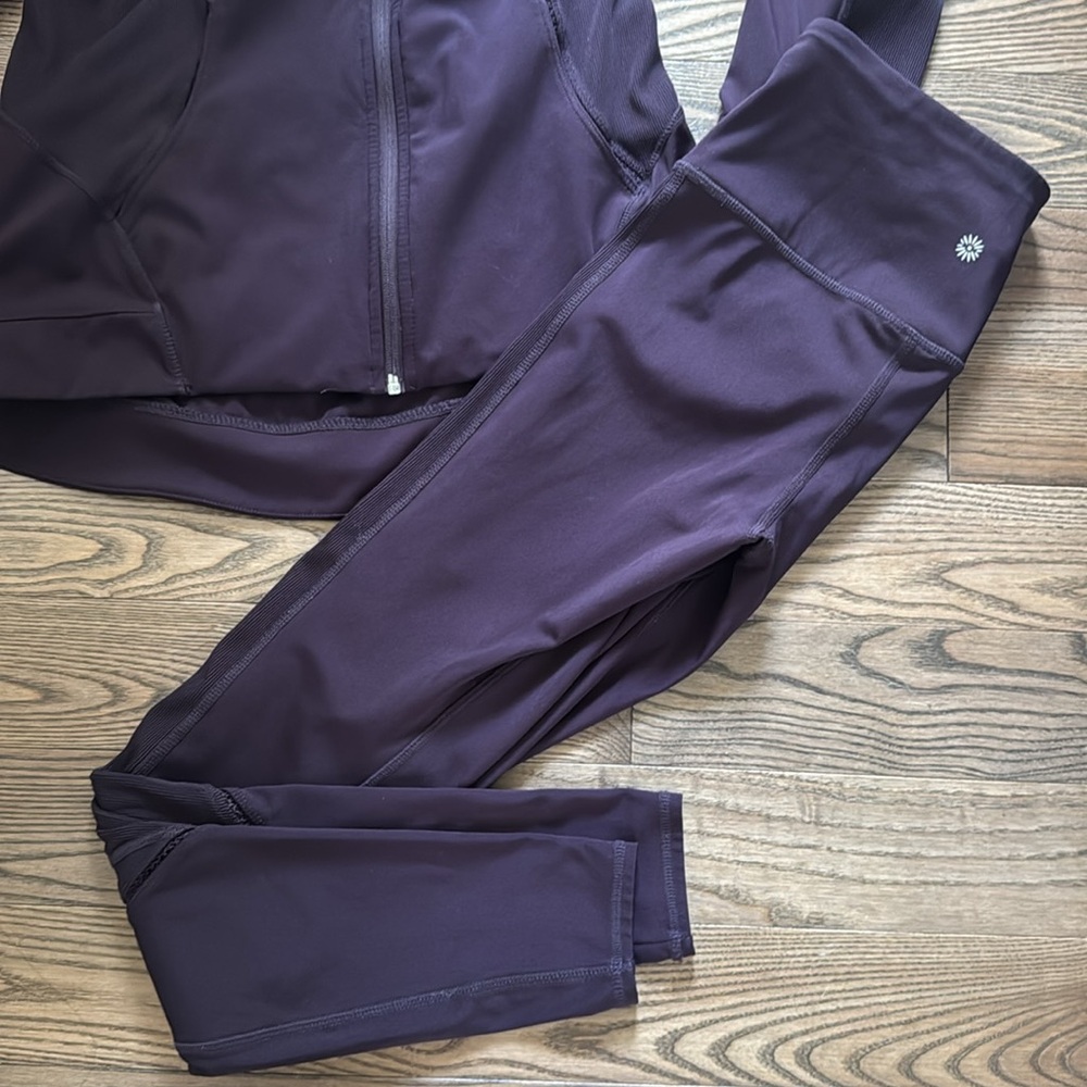 Purple set - Picture 3 of 3
